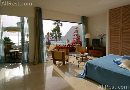 Azia Beach Hotel 21
